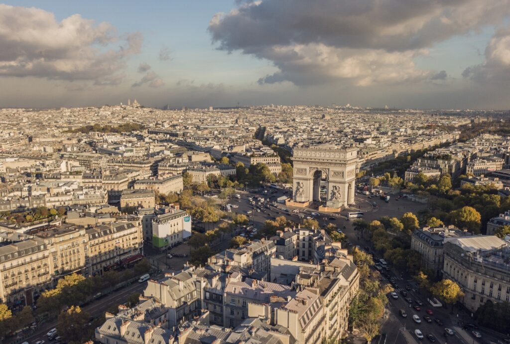 Cityscape of Paris | SUPERPOBYT Travel