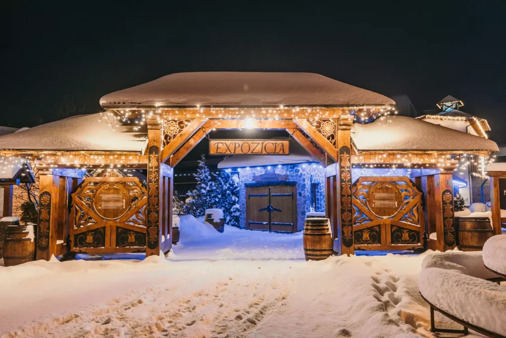 Absolutely Awesome Fairytale Travel Experience of Winter In Nestville Park Located In Slovakia | SUPERPOBYT Travel