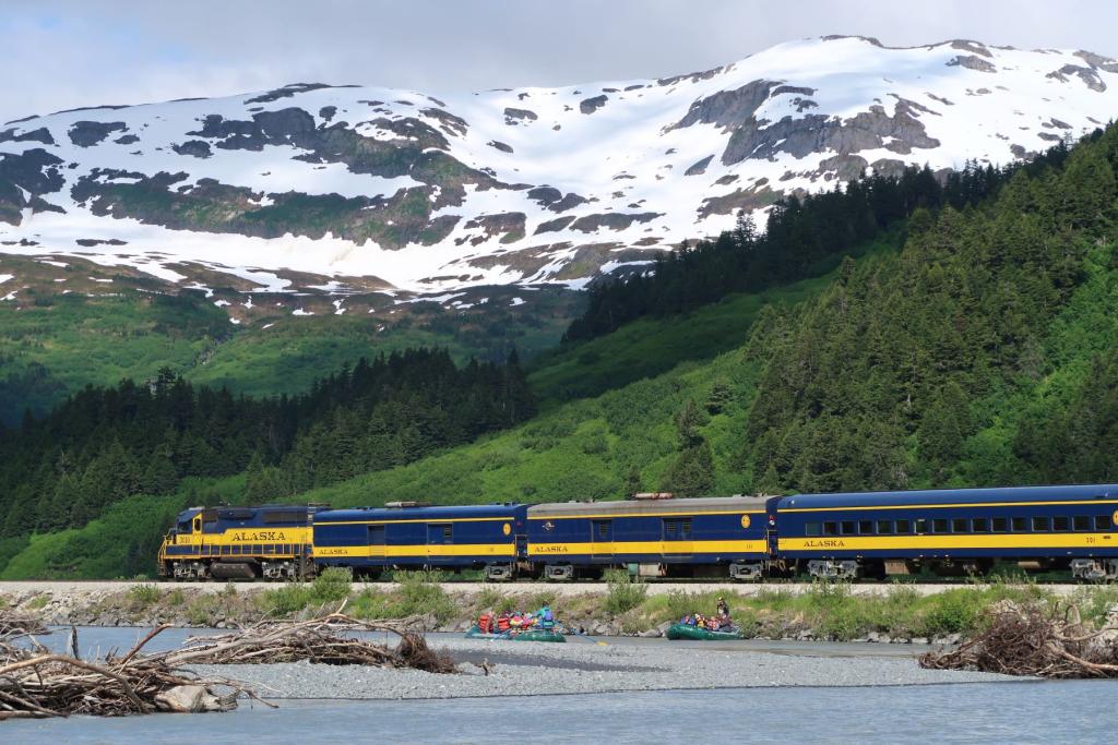 Discover And Explore Breathtaking Adventure At The Alaska Railroad | SUPERPOBYT TRAVEL