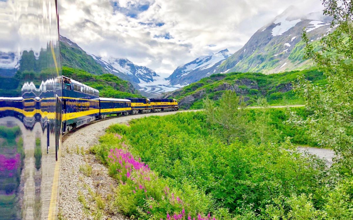 Discover And Explore Breathtaking Adventure At The Alaska Railroad | SUPERPOBYT TRAVEL