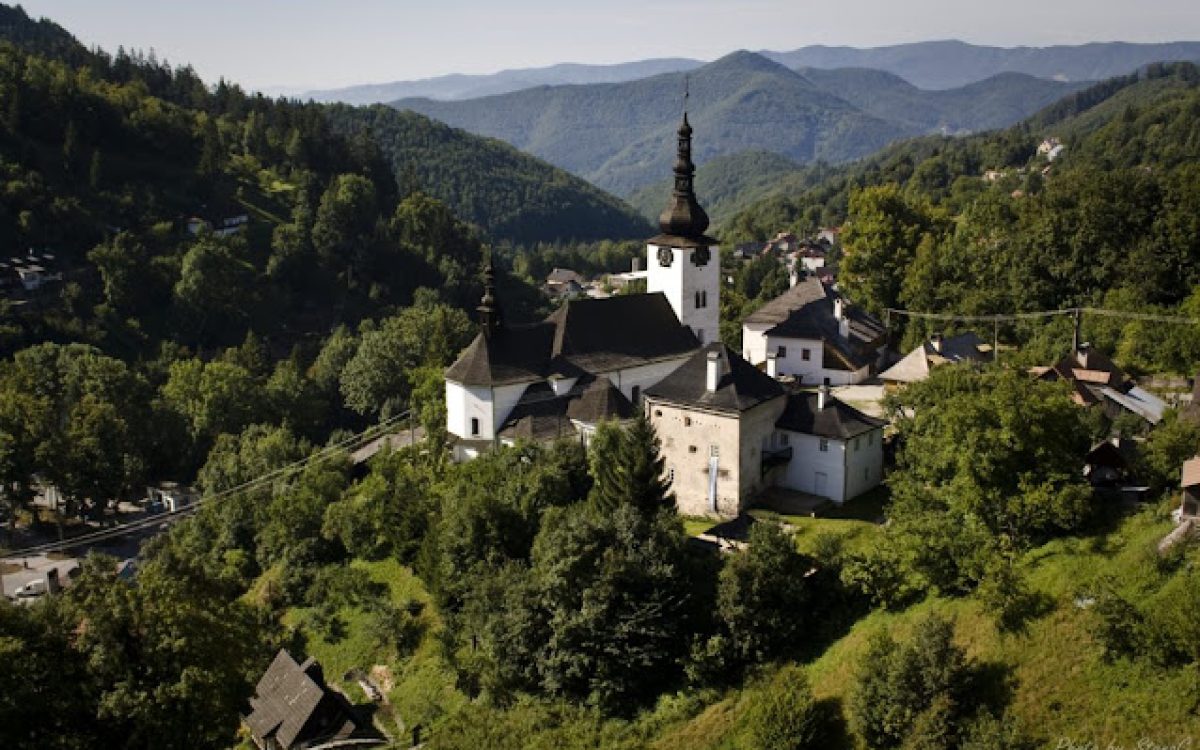 Slovakia Have Also Popular Tourist Centre at Spania Dolina